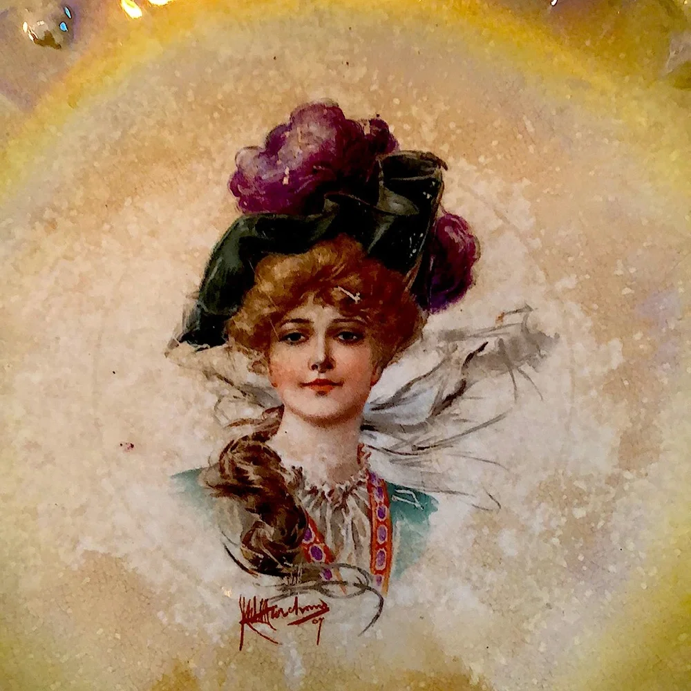 GUC- Hand-Painted Victorian Lady Plate - Picture 2 of 11